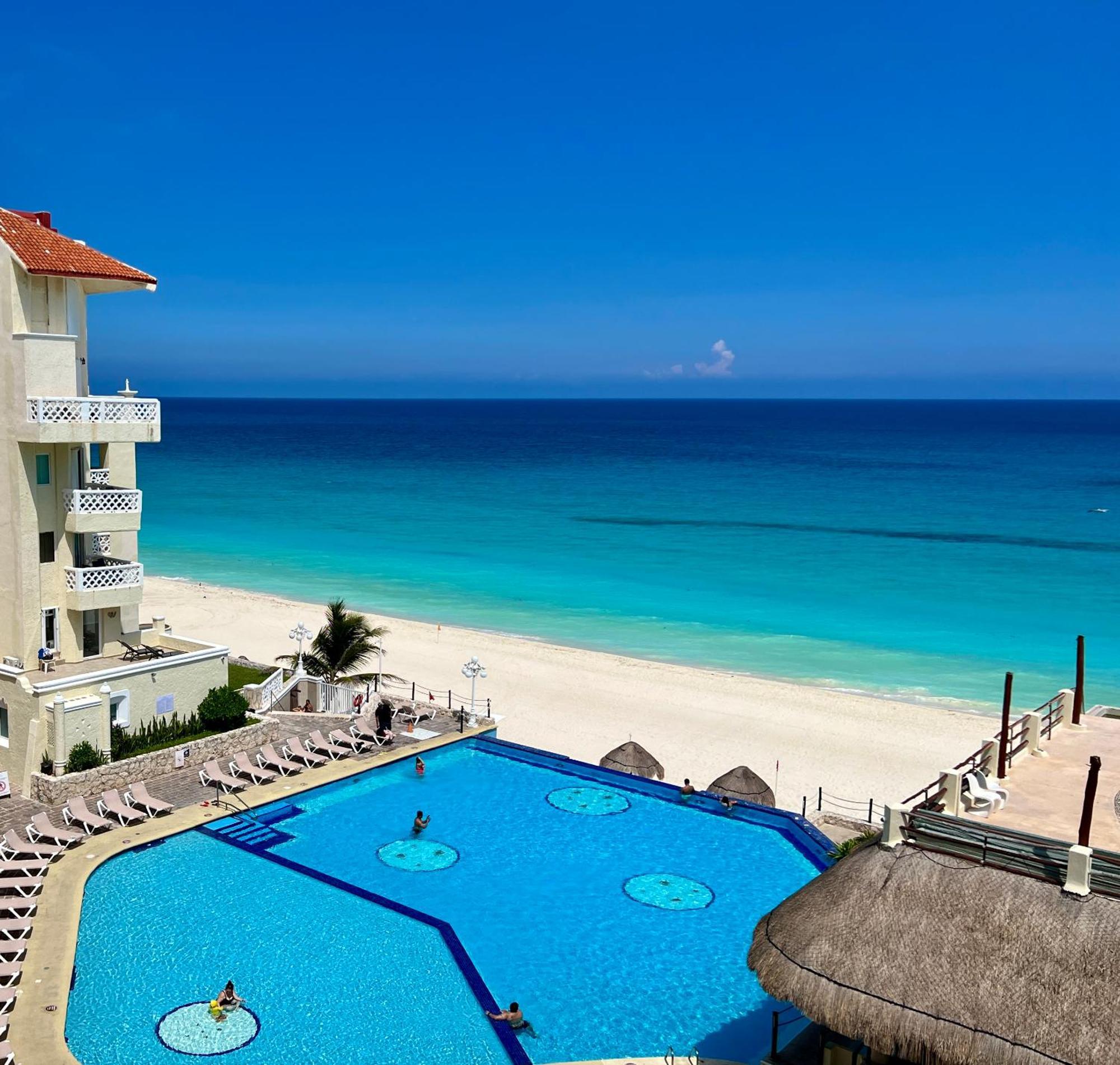 Beachside Apartments 칸쿤 외부 사진