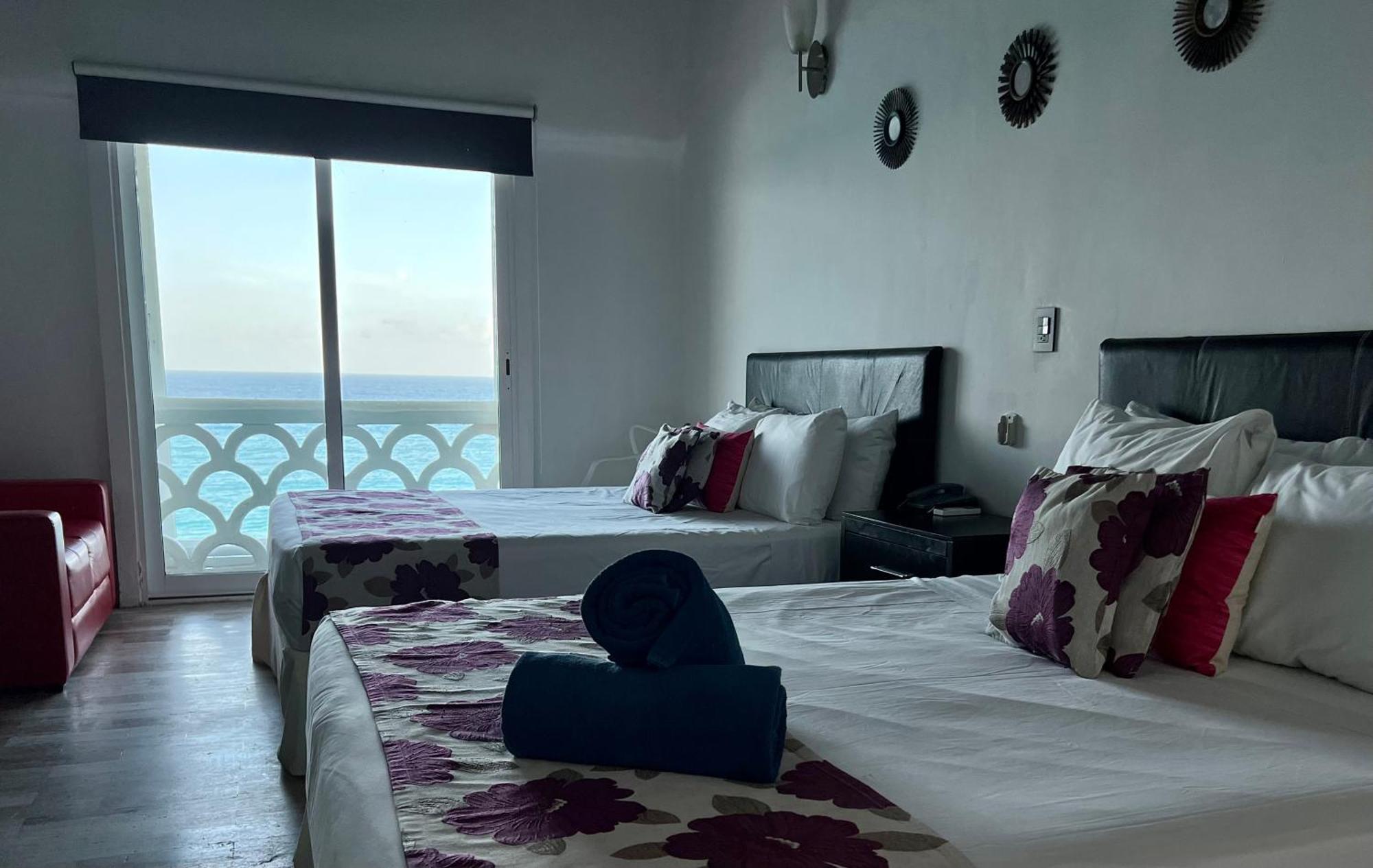 Beachside Apartments 칸쿤 외부 사진